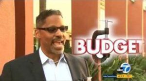 savings-tricks-for-living-expenses-thumbnail